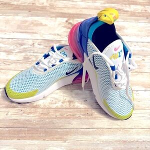 New in box - Rainbow Air Max 270